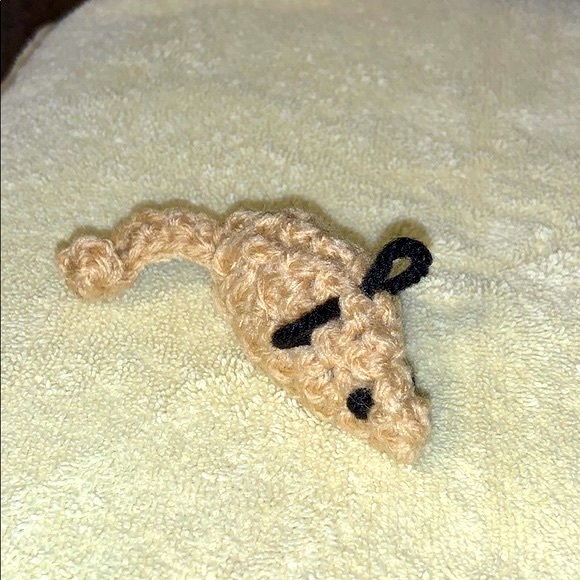 HAND CRAFTED Crochet Organic Catnip Brown Mice Yarn Cat Interactive Play Toys - Picture 6 of 7